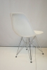 Vitra Eames DSR Plastic Chair Wit 62415