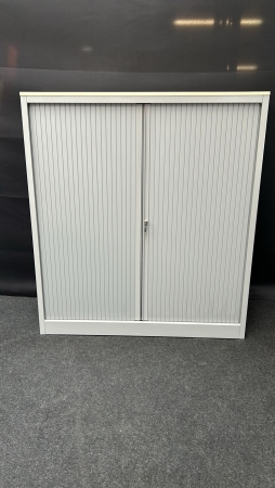 Armoire rideaux Pami 1380 x 1200 Alu