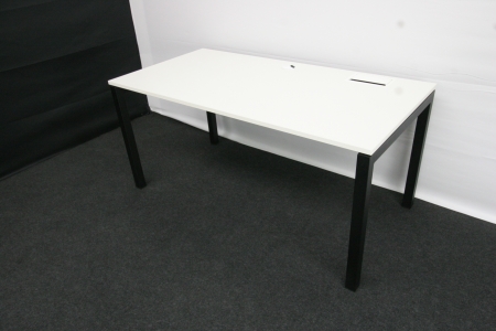 Bureau Pami 1600 x 800