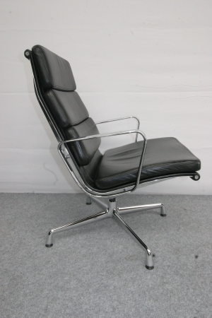 VITRA SOFT PAD LOUNGECHAIR EA 216