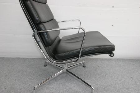 VITRA SOFT PAD LOUNGECHAIR EA 216