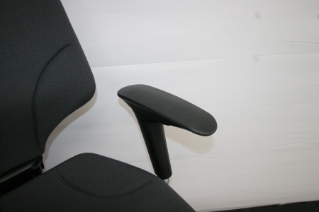 Chaise de bureau ergonomique Giroflex 64