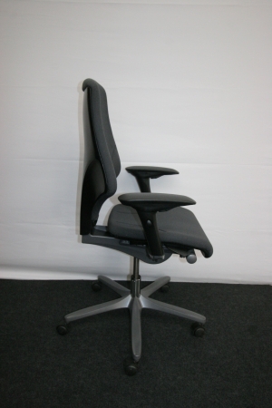 Ergonomische bureaustoel Giroflex 64