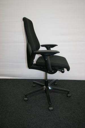 Ergonomische bureaustoel Giroflex 64 (2e hands)