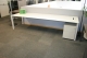 Bureau/table de reunion Pami 3000 x 900 blanc, caisson en option